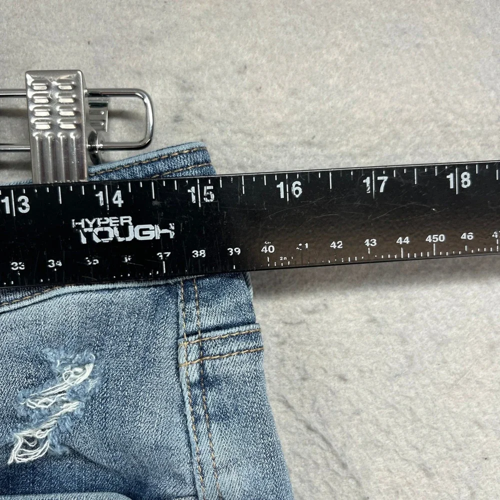 American Eagle Outfitters medium wash